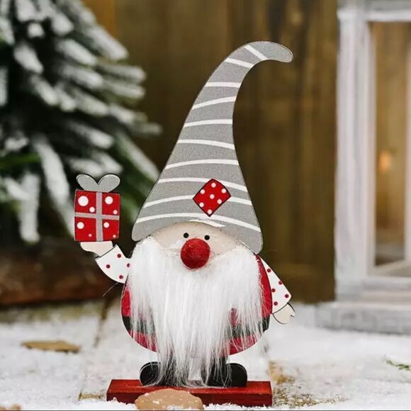 440 - FREE STANDING GNOMES - Picture 3 of 3